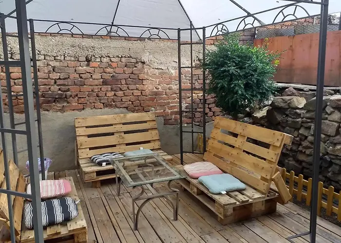 Entire House With Guest & Garden Сasa de vacaciones *