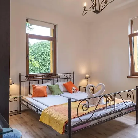 Entire Central House With Guest & Garden Sofia