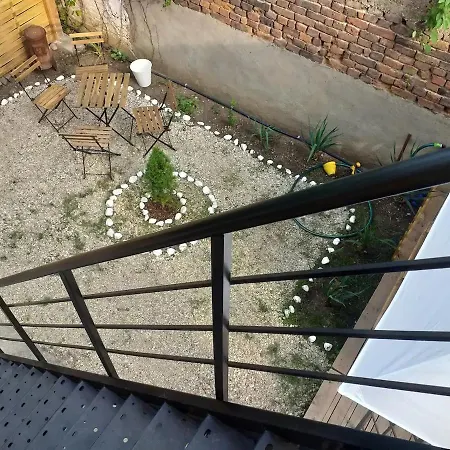 Entire Central House With Guest & Garden Holiday home