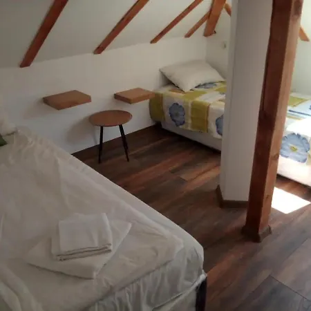 Entire Central House With Guest & Garden Holiday home Sofia