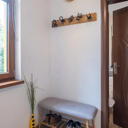 Entire Central House With Guest & Garden Holiday home *