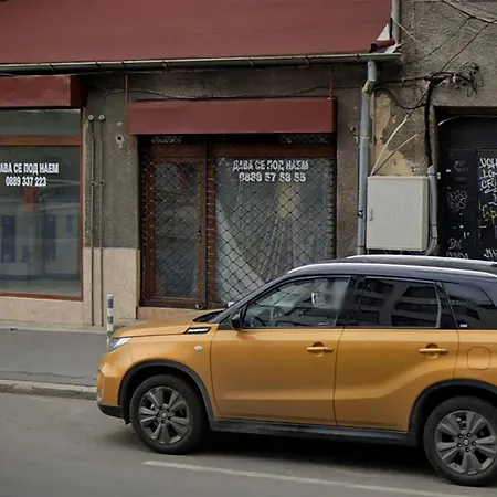 Entire House With Guest & Garden *