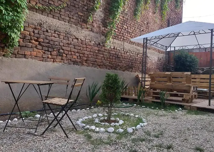 Entire House With Guest & Garden 度假居 索菲亞