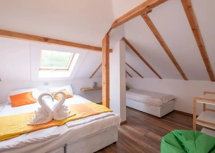 Σπίτι διακοπών Entire House With Guest & Garden