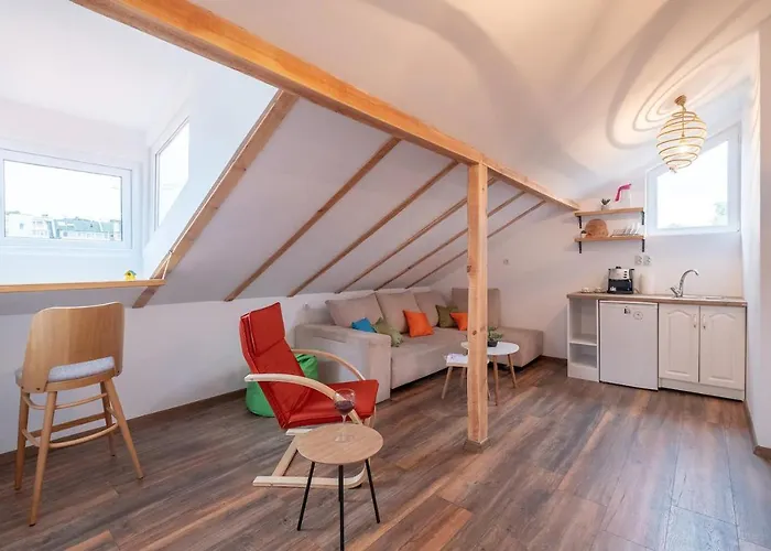 Σπίτι διακοπών Entire House With Guest & Garden *