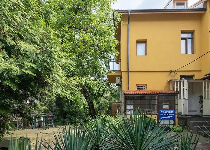 Entire House With Guest & Garden * Σόφια